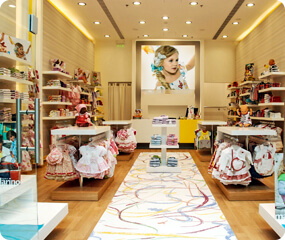 children clothes shop design