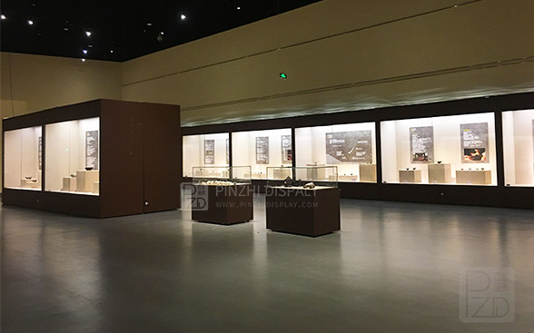 Museum showcase design cultural relics exhibition cabinet design