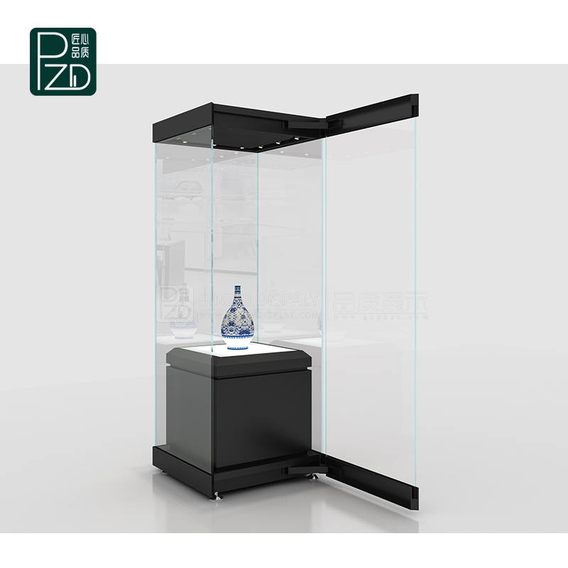 Laminated glass free standing museum display fixture